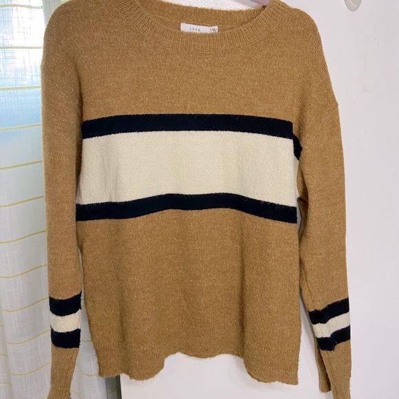 Lush Sweaters - Lush Retro 90s Sweater